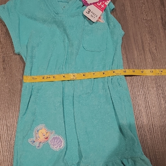 Disney Sparkling Blue and White Swimsuit Set - Picture 7 of 7